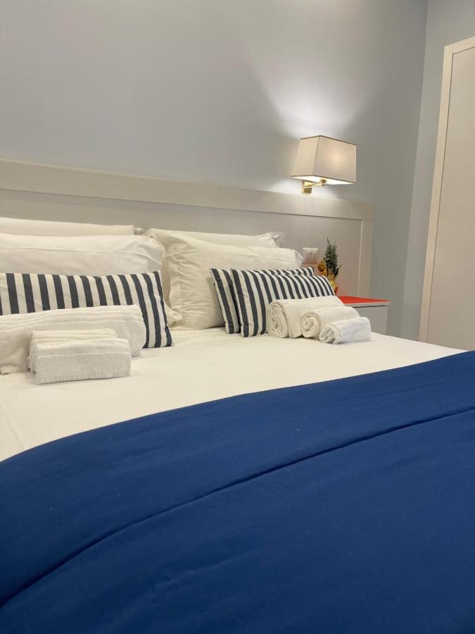 Maison Claudette Toledo Napoli Bagian luar foto